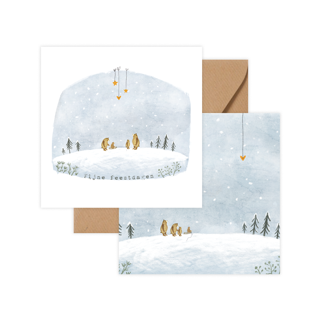 Kerstkaartje Berenfamilie met 1 kindje in de sneeuw